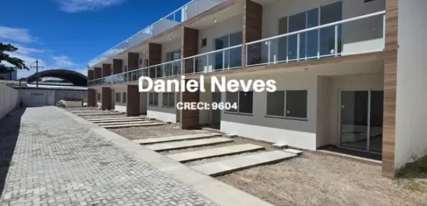 Sobrado com 4 Quartos à venda, 138m² no Pitangueiras, Lauro de Freitas