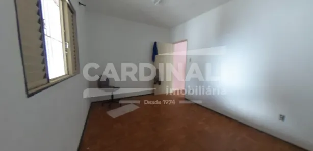 Casa com 2 Quartos para alugar, 250m² no Vila Brasília, São Carlos