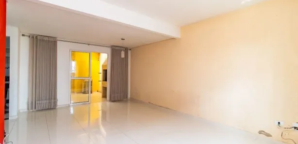 Casa de Condomínio com 3 Quartos à venda, 104m² no Uberaba, Curitiba