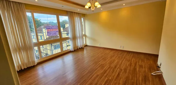 Apartamento com 3 Quartos à venda, 85m² no Valparaíso, Petrópolis