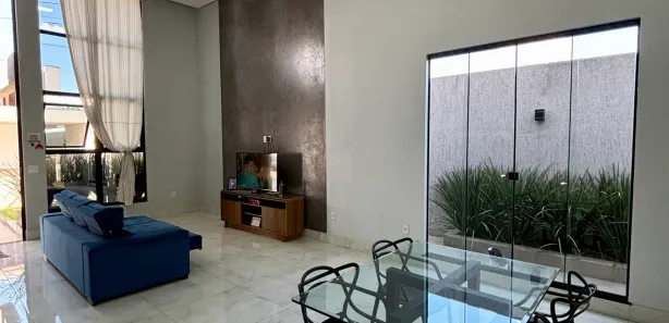 Casa de Condomínio com 3 Quartos para alugar, 250m² no Park Way, Brasília