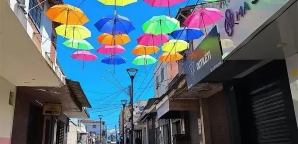 Galpão / Depósito / Armazém para alugar, 22m² no Centro, Pindamonhangaba