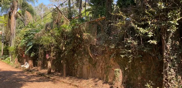 Terreno / Lote / Condomínio à venda, 1500m² no Estância Serrana, Nova Lima