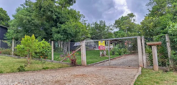 Fazenda / Sítio / Chácara com 3 Quartos à venda, 120m² no Roseira, Campina Grande do Sul
