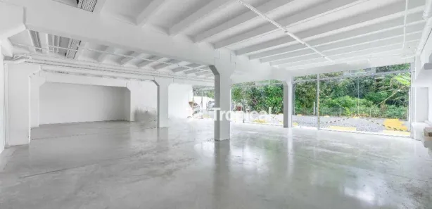 Conjunto Comercial / Sala para alugar, 50m² no Velha Central, Blumenau