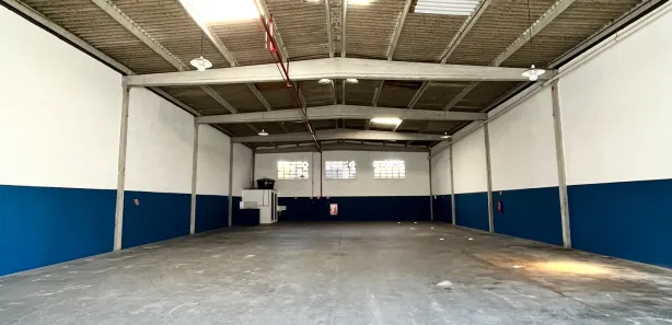 Galpão / Depósito / Armazém para alugar, 500m² no Portão, Lauro de Freitas