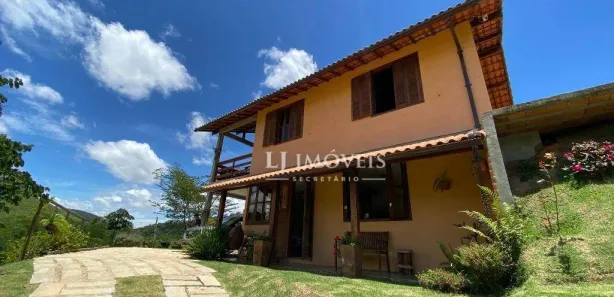 Fazenda / Sítio / Chácara com 4 Quartos à venda, 450m² no Pedro do Rio, Petrópolis
