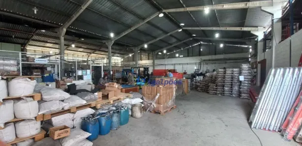 Galpão / Depósito / Armazém para alugar, 1600m² no Conjunto Habitacional Morro Alto, Vespasiano