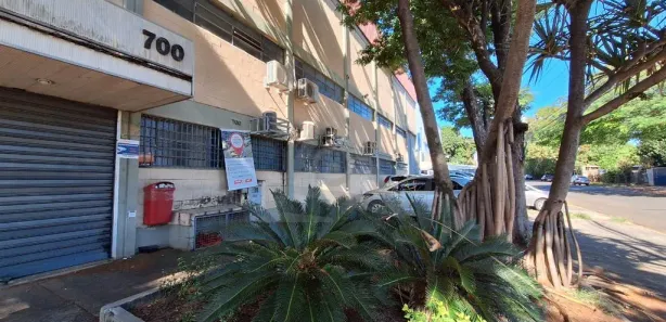Galpão / Depósito / Armazém para venda ou aluguel, 2272m² no Jardim Santa Genebra, Campinas