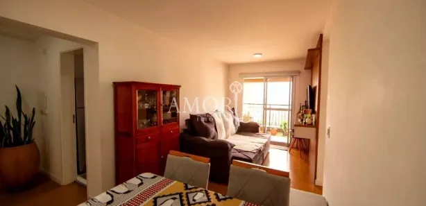 Apartamento com 3 Quartos para alugar, 76m² no Jardim Tupanci, Barueri