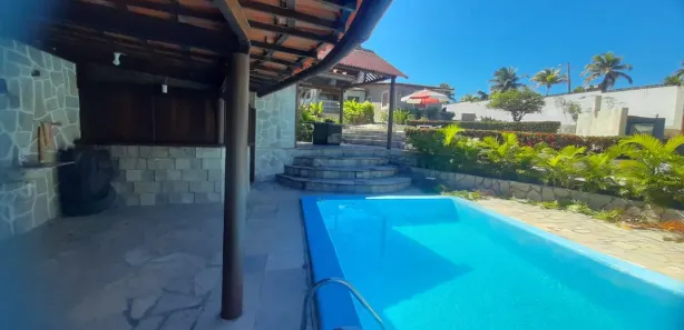 Sobrado com 5 Quartos à venda, 230m² no Carapibus, Conde