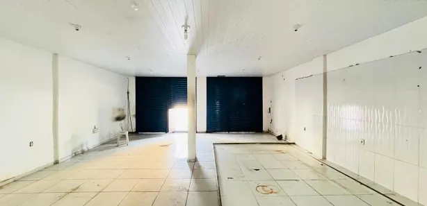 Loja / Salão / Ponto Comercial para alugar, 40m² no Vila Carvalho (Vila Inhomirim), Magé