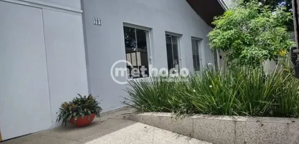Casa Comercial com 3 Quartos à venda, 200m² no Vila Bourghese, Pindamonhangaba