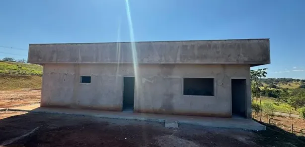Casa de Condomínio com 5 Quartos à venda, 320m² no , Santo Antônio de Goiás