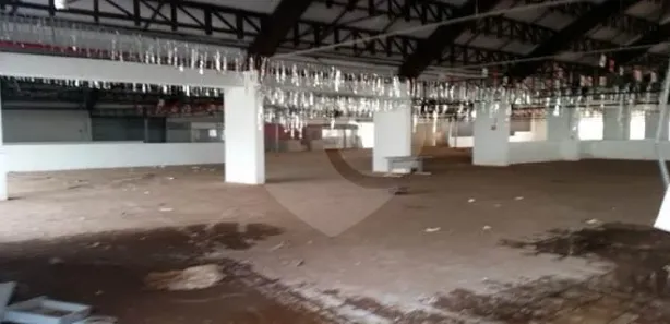Galpão / Depósito / Armazém à venda, 437m² no Jardim Daniel Antônio, Votorantim