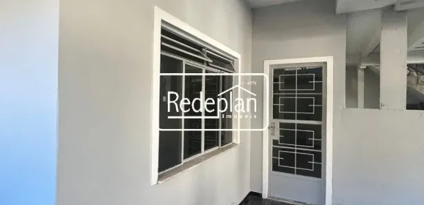 Casa com 3 Quartos para alugar, 122m² no Siderópolis, Volta Redonda
