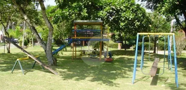 Casa de Condomínio com 5 Quartos à venda, 550m² no Maria Paula, Niterói