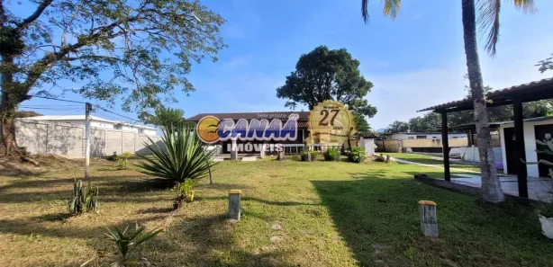 Fazenda / Sítio / Chácara com 5 Quartos à venda, 195m² no , Mongaguá
