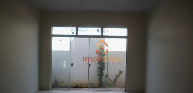Conjunto Comercial / Sala para alugar, 30m² no Centro, Sertanópolis