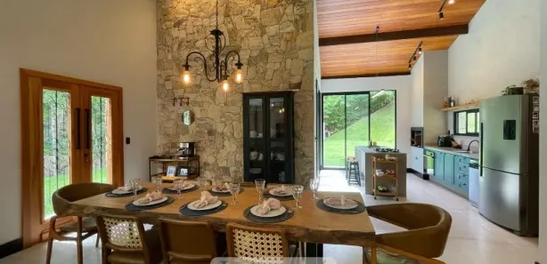 Casa de Condomínio com 3 Quartos à venda, 1900m² no , Areal