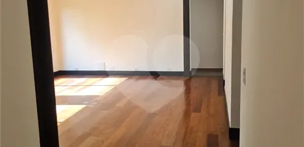 Conjunto Comercial / Sala para alugar, 22m² no Caxingui, São Paulo