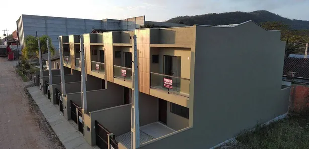 Sobrado com 3 Quartos à venda, 77m² no Do Ubatuba, São Francisco do Sul