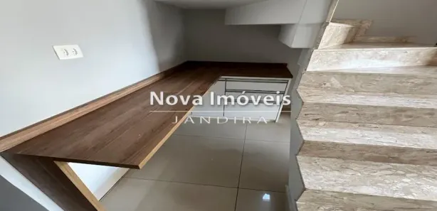 Casa com 4 Quartos para alugar, 190m² no Vila Anita Costa, Jandira