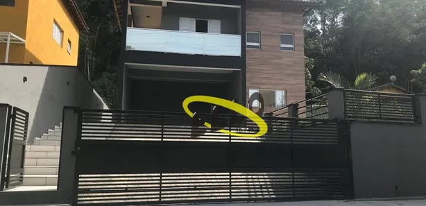 Casa de Condomínio com 3 Quartos para venda ou aluguel, 180m² no Jardim dos Ipês, Embu das Artes