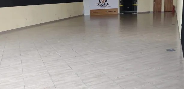 Loja / Salão / Ponto Comercial à venda, 400m² no Independência, Taubaté