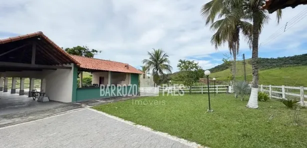 Fazenda / Sítio / Chácara com 4 Quartos à venda, 140000m² no Papucaia, Cachoeiras de Macacu