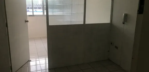 Conjunto Comercial / Sala para alugar, 30m² no Jordanésia (Jordanésia), Cajamar