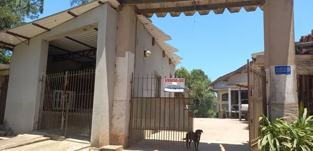 Fazenda / Sítio / Chácara com 4 Quartos à venda, 300m² no Centro (São João Novo), São Roque