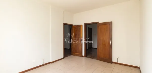Conjunto Comercial / Sala à venda, 50m² no Centro, Curitiba