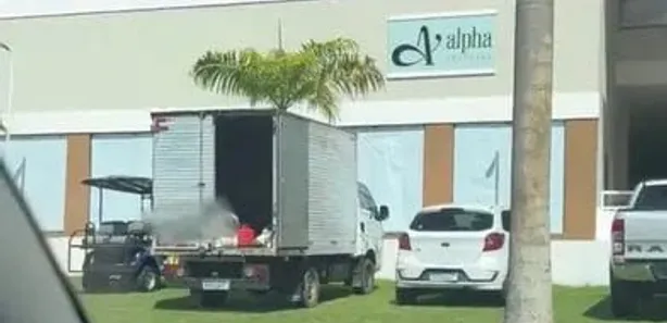 Loja / Salão / Ponto Comercial à venda, 40m² no Vila de Abrantes (Abrantes), Camaçari