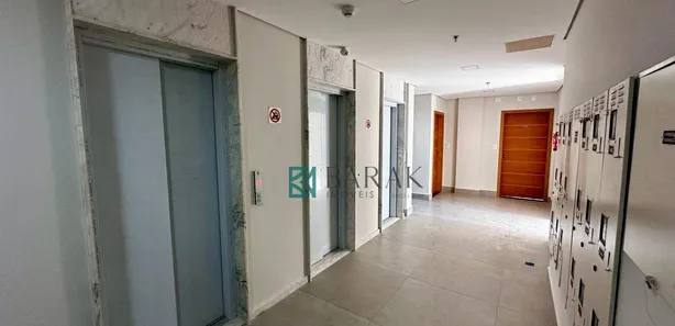 Andar / Laje corporativa à venda, 301m² no Zona 01, Maringá