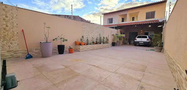 Sobrado com 2 Quartos à venda, 160m² no Mangabeira, Feira de Santana
