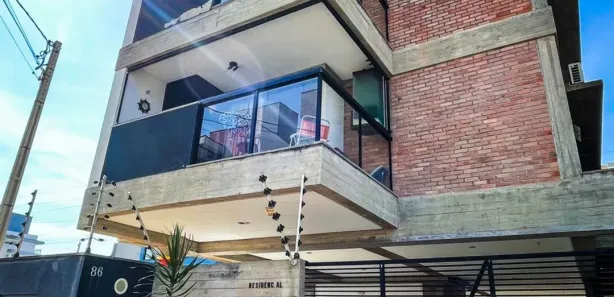 Apartamento com 2 Quartos para alugar, 70m² no Itacolomi, Balneário Piçarras