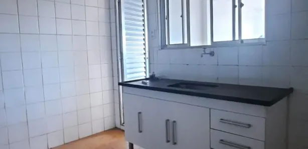 Casa com 2 Quartos para alugar, 70m² no Cidade Intercap, Taboão da Serra