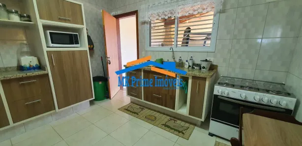 Fazenda / Sítio / Chácara com 3 Quartos à venda, 233m² no Floresta, Alambari