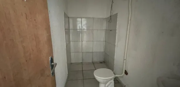 Loja / Salão / Ponto Comercial para alugar, 150m² no Loteamento Extensão do Serramar, Rio das Ostras