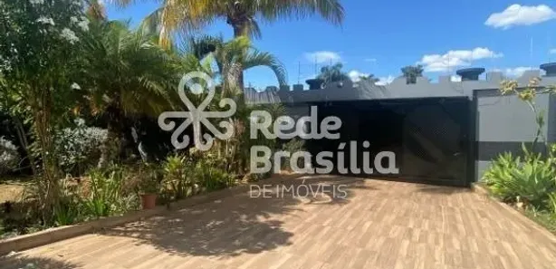 Casa de Condomínio com 4 Quartos para alugar, 350m² no Setor Habitacional Arniqueira, Brasília