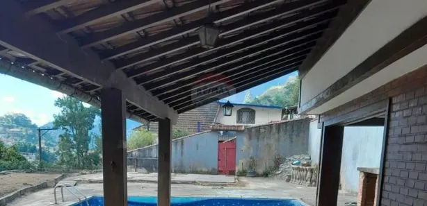 Terreno / Lote / Condomínio à venda, 376m² no Quissama, Petrópolis