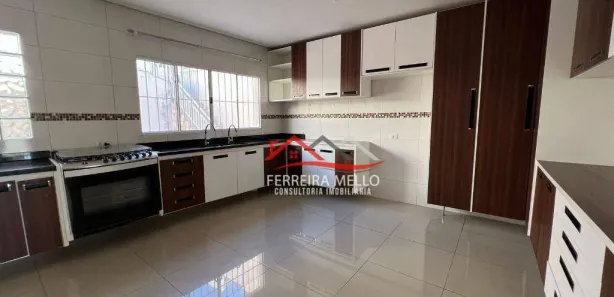 Casa com 3 Quartos para alugar, 220m² no Serpa, Caieiras