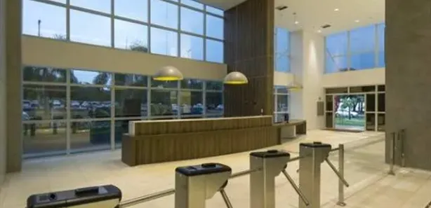 Conjunto Comercial / Sala à venda, 31m² no Asa Norte, Brasília