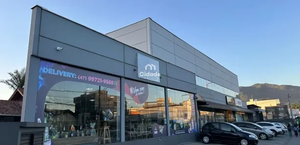 Conjunto Comercial / Sala para alugar, 300m² no Chico de Paulo, Jaraguá do Sul