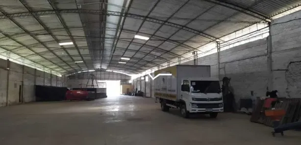 Galpão / Depósito / Armazém para alugar, 1400m² no , Marituba