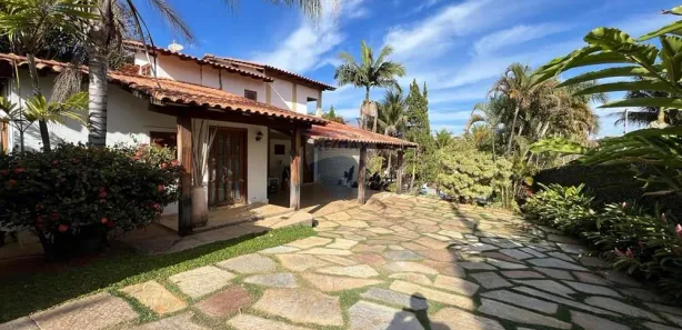 Casa de Condomínio com 4 Quartos à venda, 300m² no Setor Habitacional Arniqueira, Brasília