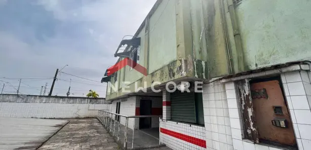 Galpão / Depósito / Armazém com 1 Quarto à venda, 1328m² no Vila São Benedito, Cubatão