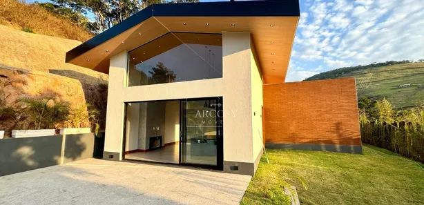 Casa de Condomínio com 3 Quartos à venda, 180m² no , Paraíba do Sul