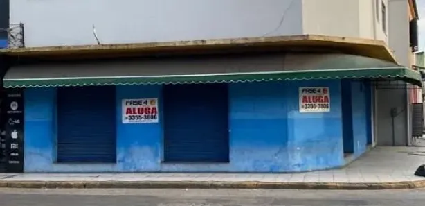Loja / Salão / Ponto Comercial para alugar, 89m² no Centro, Resende